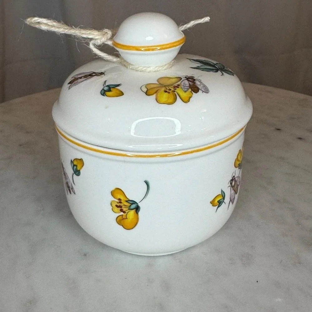 N/A ceramic lidded